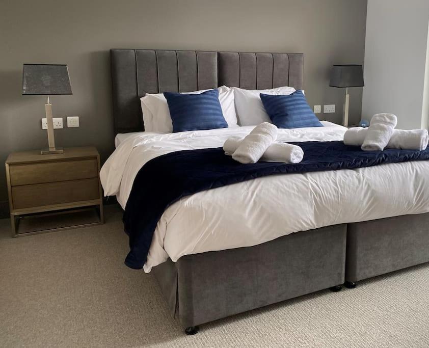 Mayflower, Luxury Norfolk Retreat - Brancaster, Sleeps 4 -12 Exterior photo